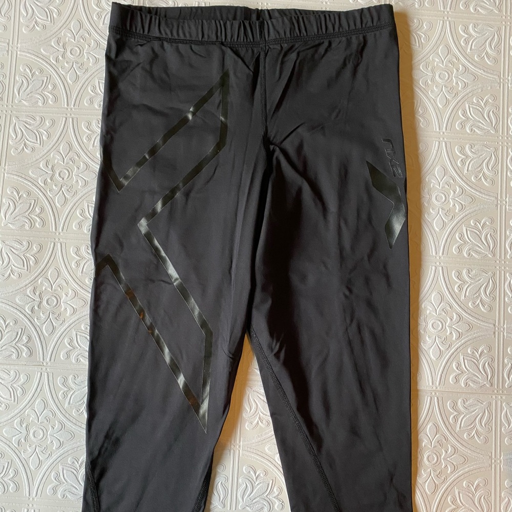 2XU compression capris